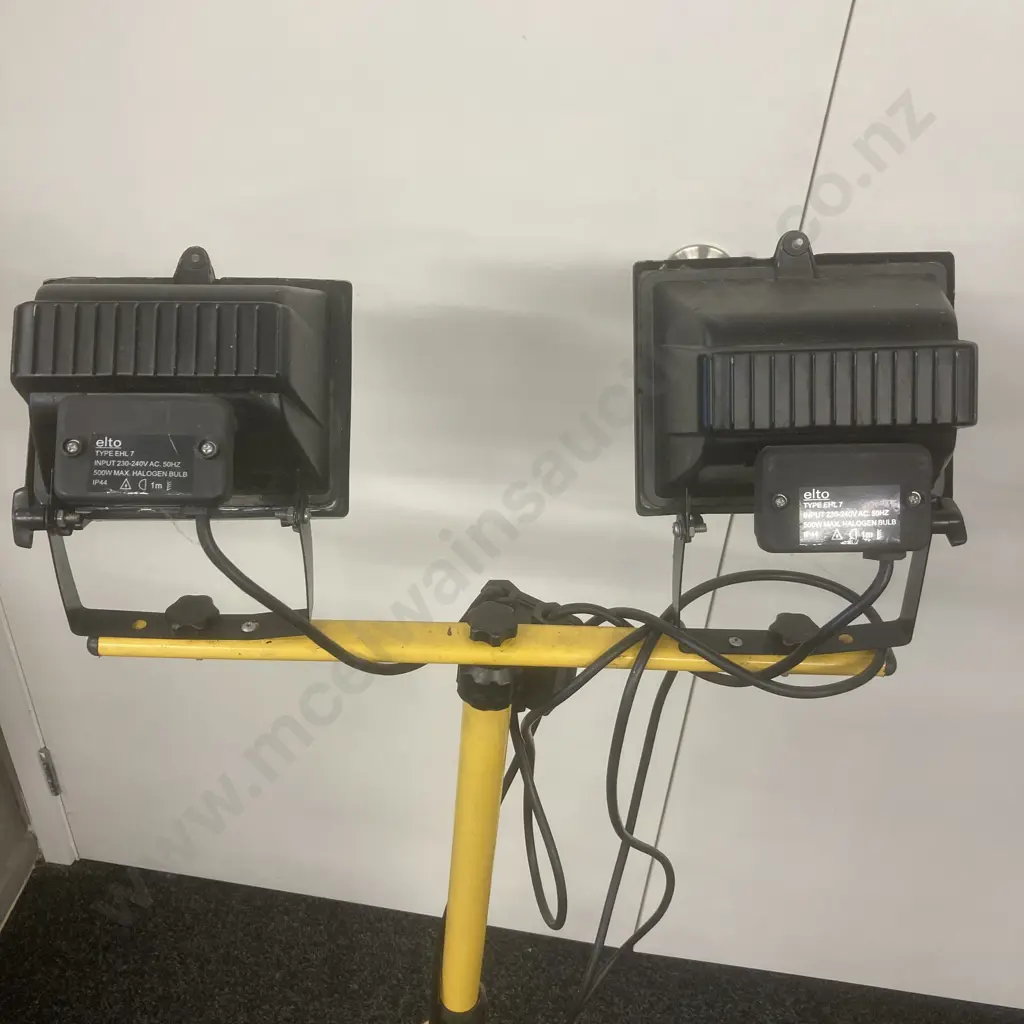 Elto Double Halogen Worklight On Stand (LED Bulbs) Image 1++