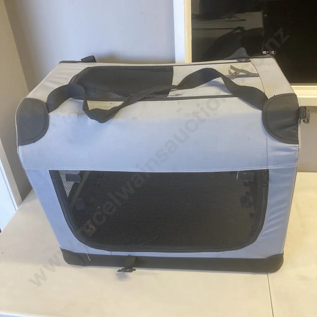 Canvas Pet Carry Cage, H53 W70 D52cm Image 1++