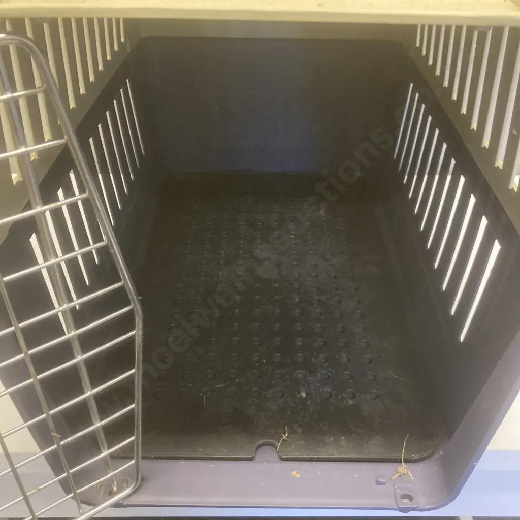 Plastic Carry Cage, H40 W60 D40cm Image 1++