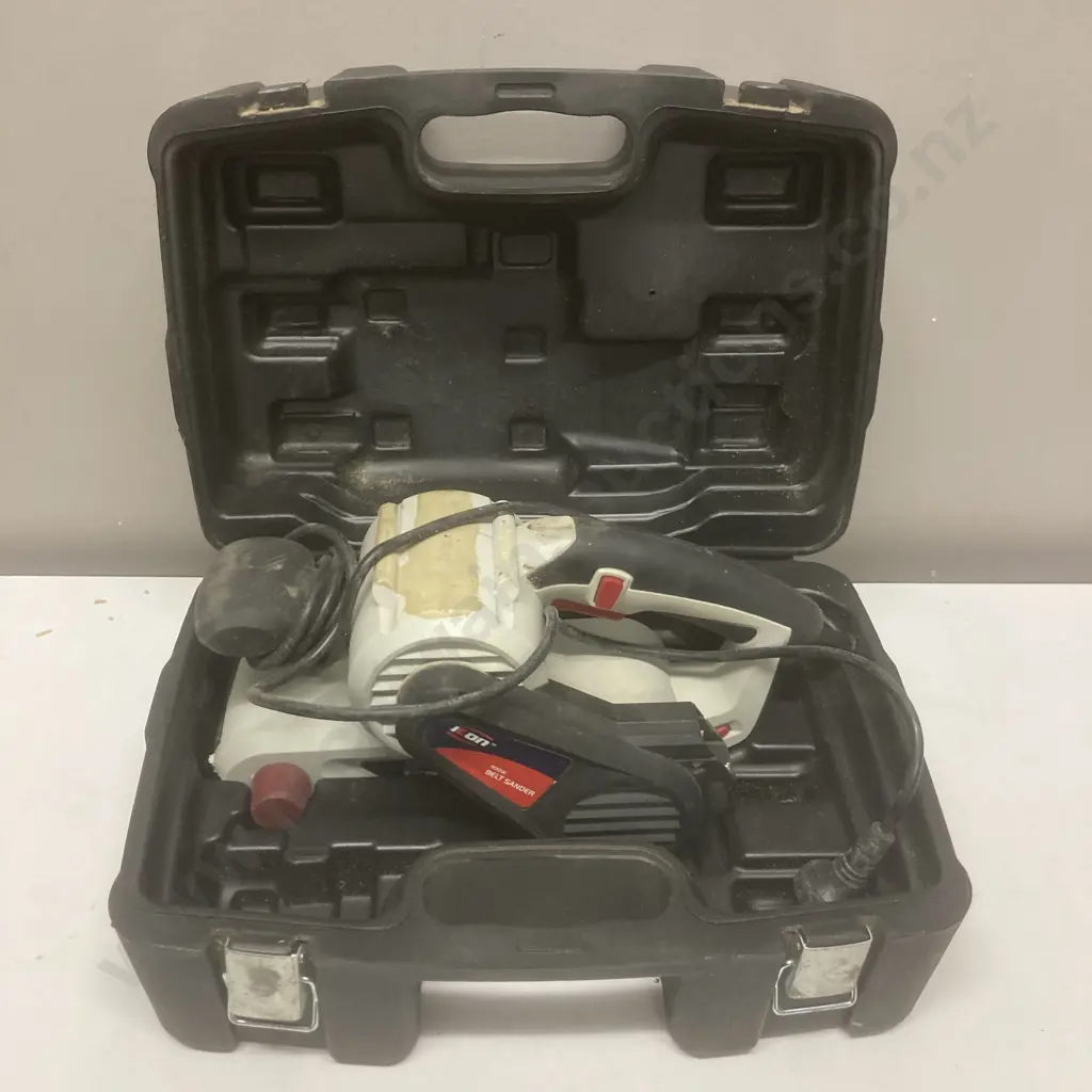 Icon 900W Belt Sander In Case - Model IC90BS Image 1++