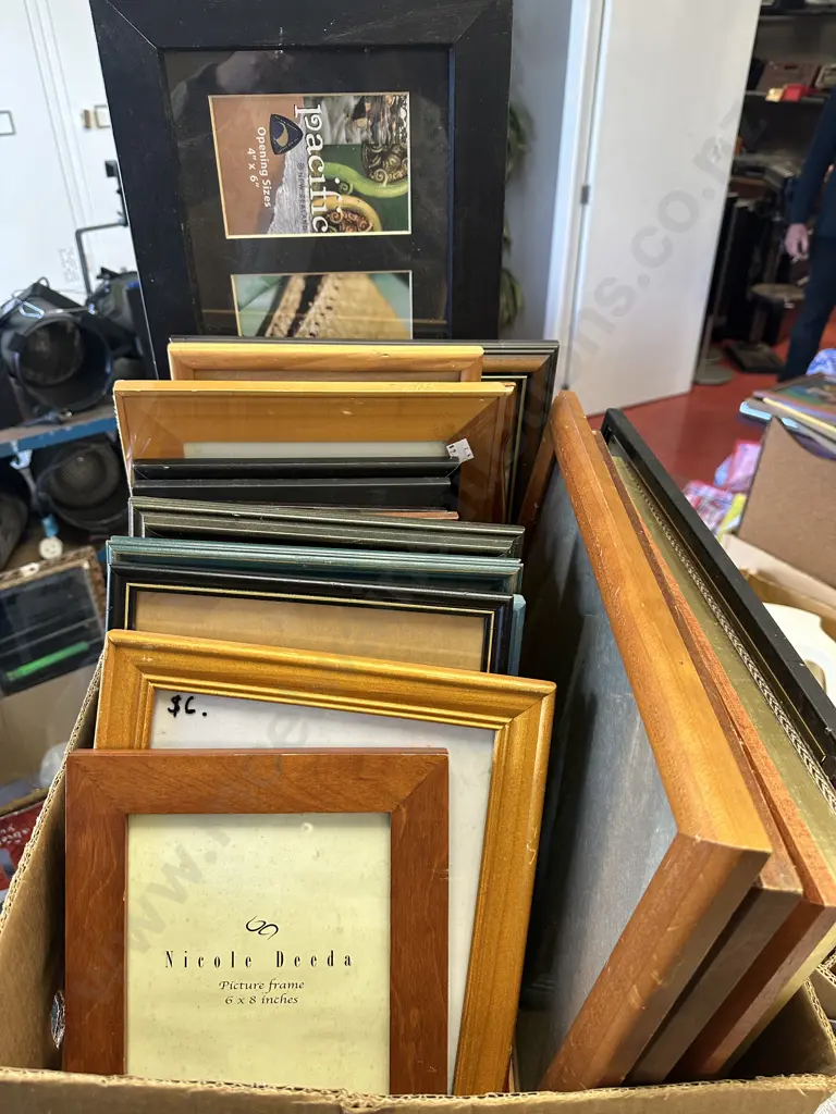 Box Lot Assorted Frames Image 1++