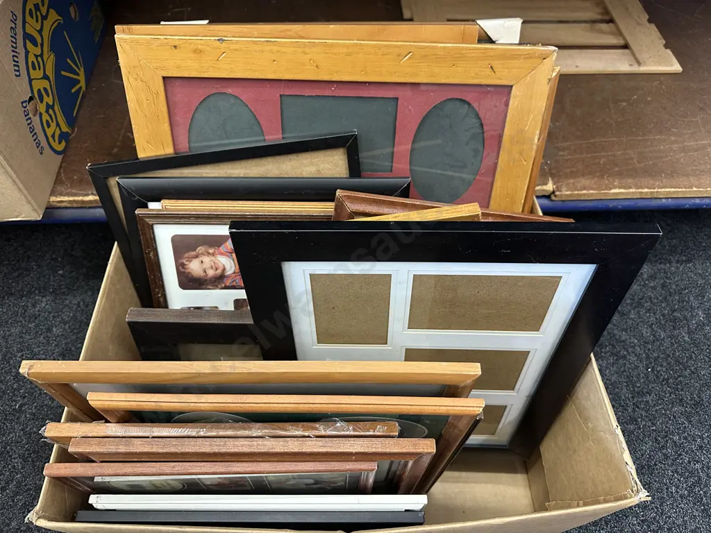 Box Lot Assorted Frames Image 1++