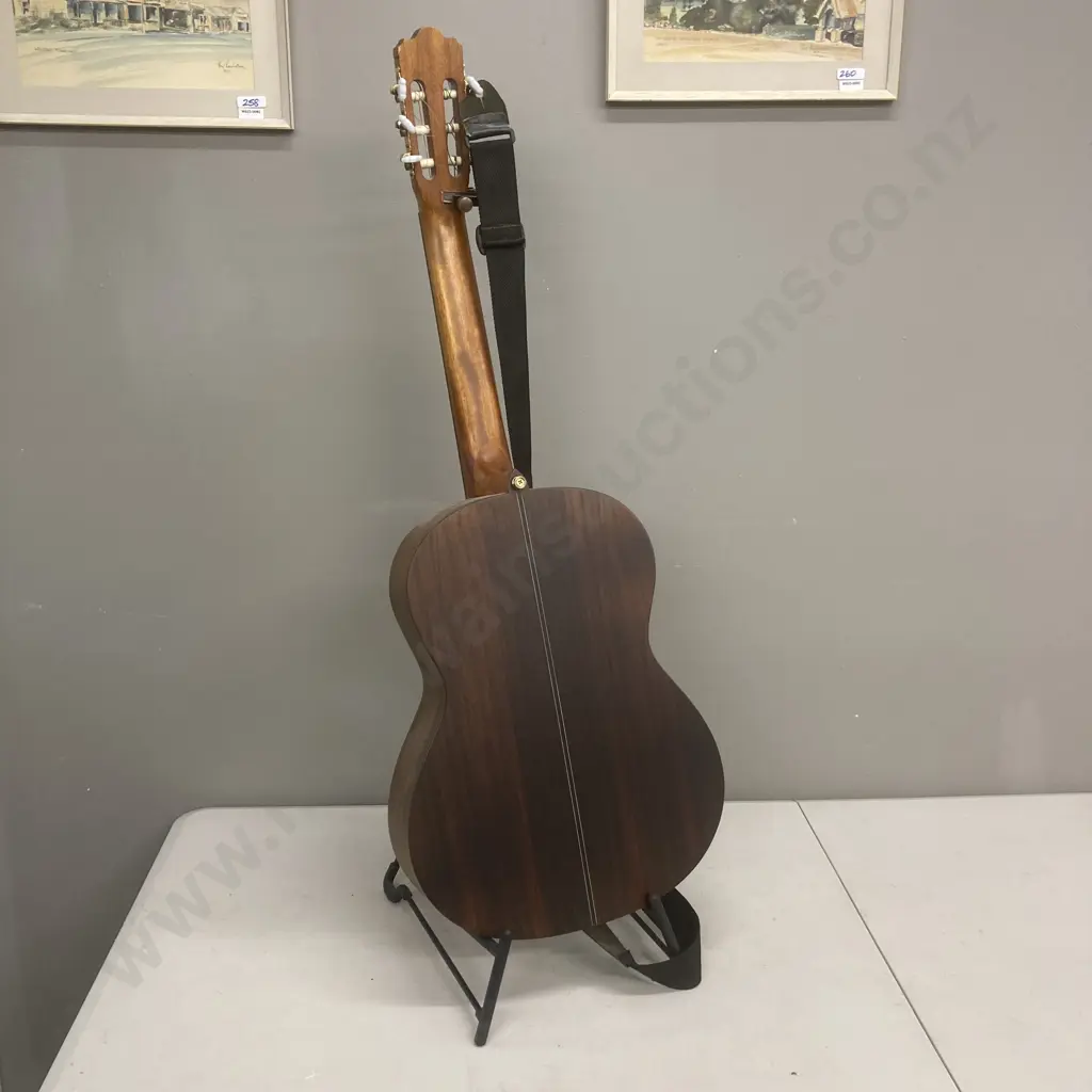 A Walden Natura N560 Classical Guitar Natural, Serial # 06A0150, With RockStand Guitar Stand & Bag Image 1++