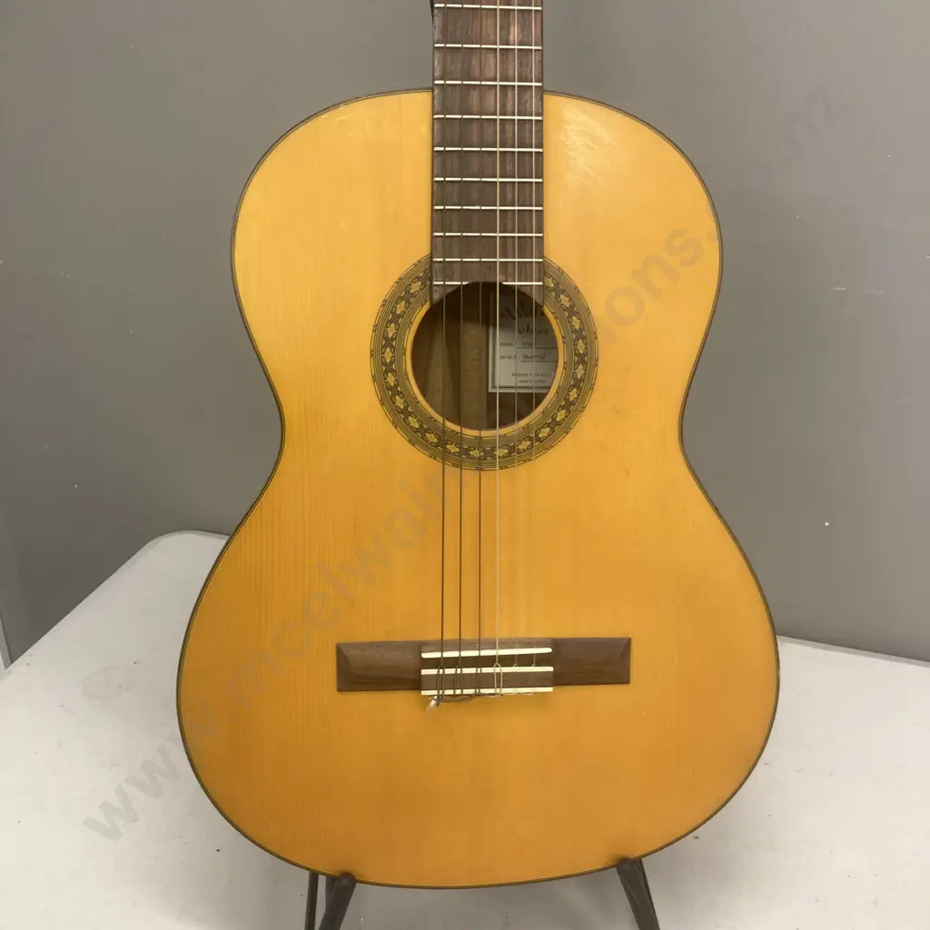 A Walden Natura N560 Classical Guitar Natural, Serial # 06A0150, With RockStand Guitar Stand & Bag Image 1++