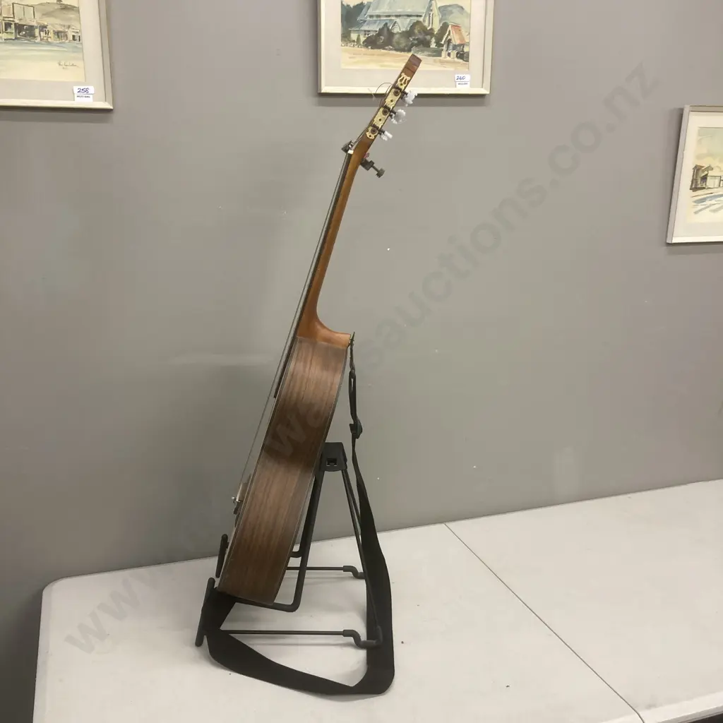 A Walden Natura N560 Classical Guitar Natural, Serial # 06A0150, With RockStand Guitar Stand & Bag Image 1++