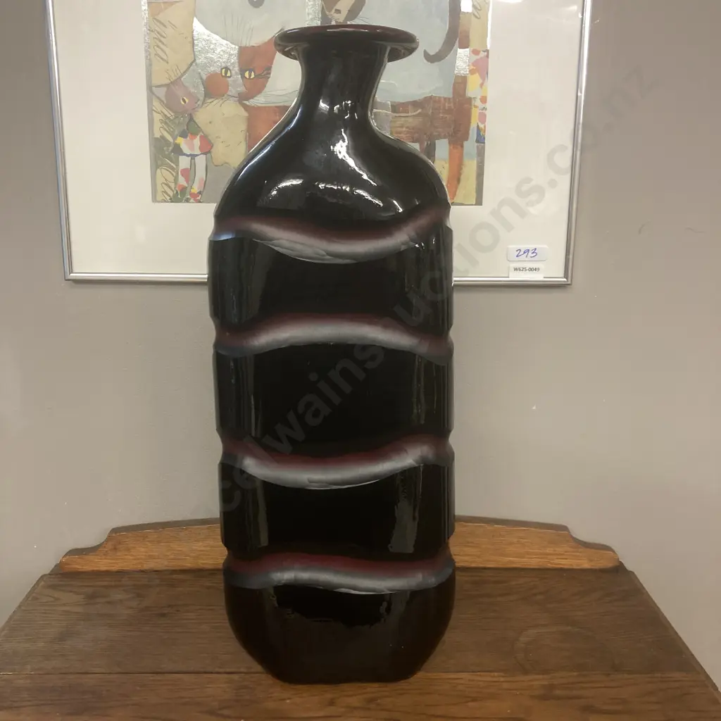 Vintage Natuzzi Italia Red/Purple Large Art Glass Vase, Modern Style With Chiseled Look, Felt Bottom, 47 x 18cm, Rare Image 1++
