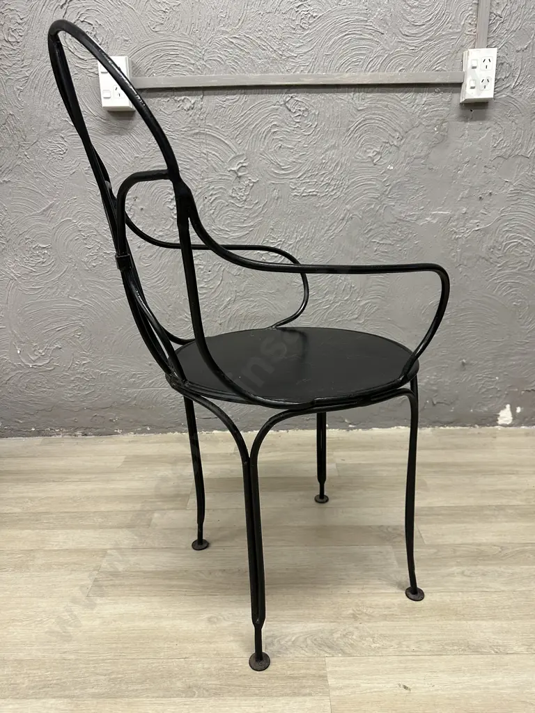 Metal Black Chair, Armed Image 1++