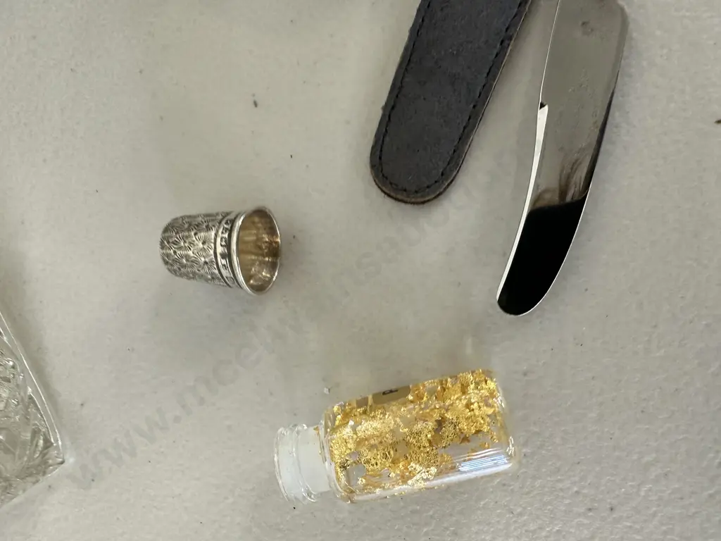 Selection of Vintage Items, Hallmarked Thimble, Pure Gold In Bottle, Jewellery & Cigarette Case Etc Image 1++