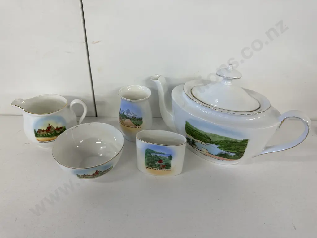 Royal Scenic China Items  Image 1++