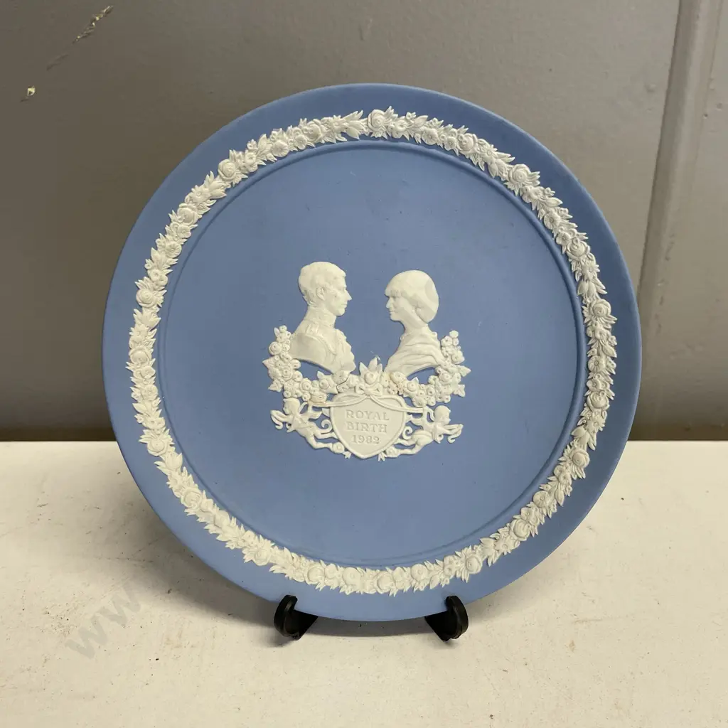 Wedgwood Blue Jasperware "Royal Birth 1982" Dia16.5cm Image 1++