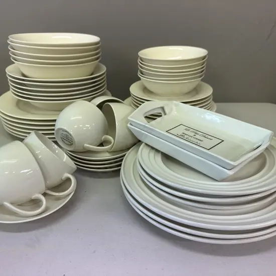 Large Assortment of Casa Domani Creme de Creme, Claires Kitchen Crockery Etc