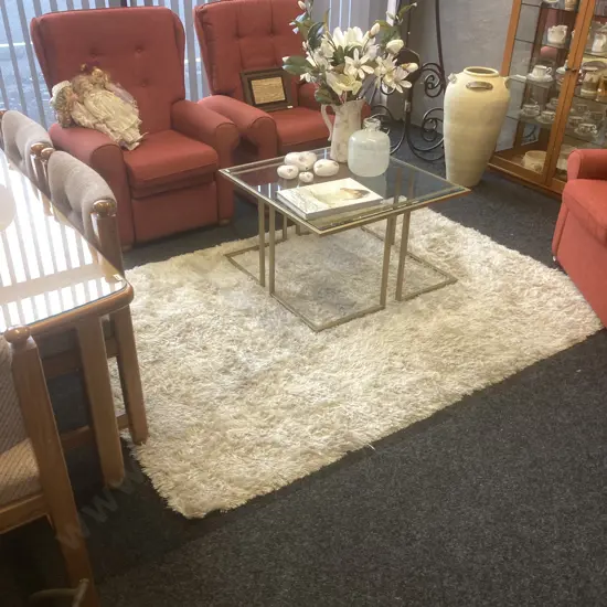 Sassy Brand White Shaggy Floor Rug, 150 x 210cm