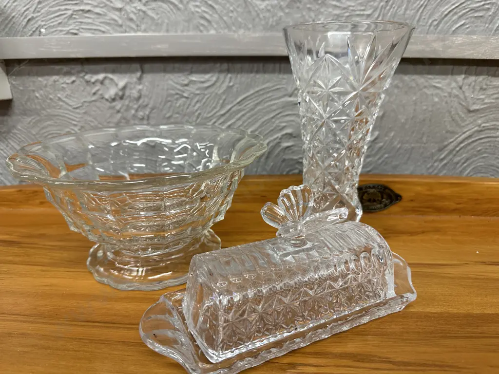 Lot of Vintage Glassware Image 1++