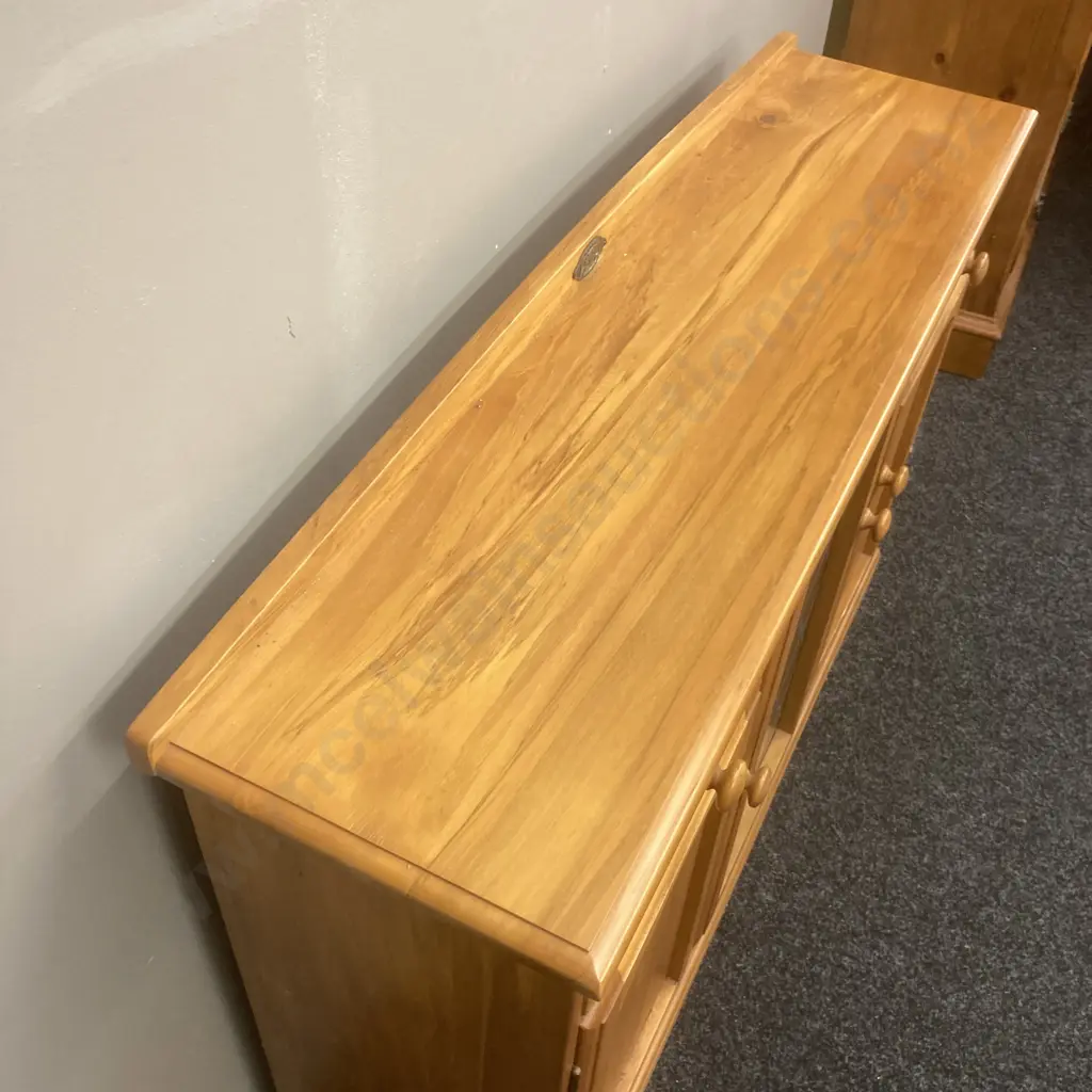 Forest Furniture Recycled Rimu Sideboard, 2 Door, Leadlight Panel In Centre, 2 Drawers, Knob Handles, H87 W120 D32cm Image 1++