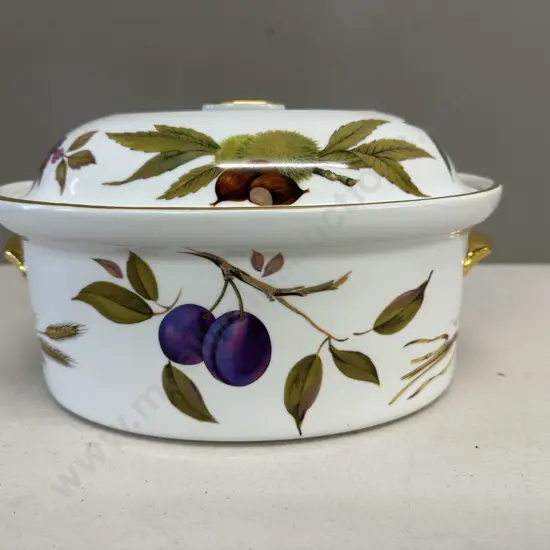 Evesham Royal Worcester Lidded Casserole Dish