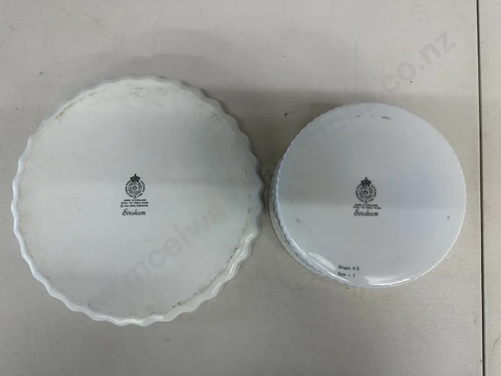 Evesham Royal Worcester Quiche / Torte Plate And Souffle Dish Image 1++