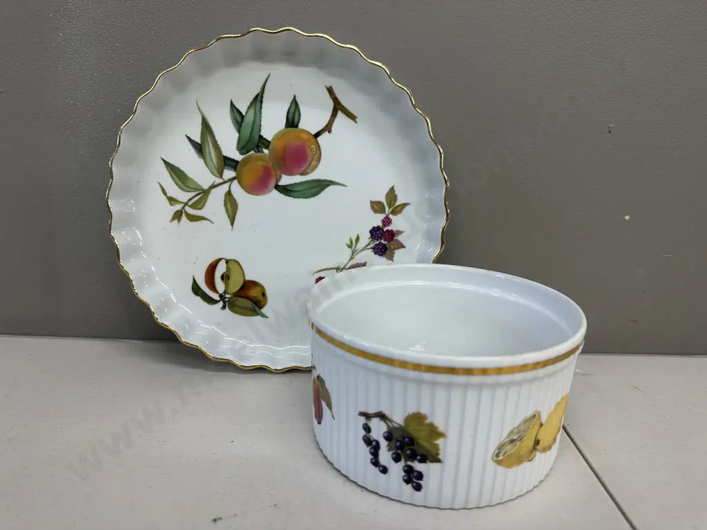 Evesham Royal Worcester Quiche / Torte Plate And Souffle Dish Image 1++
