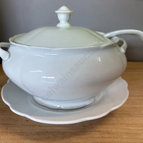 Large Soup Terrine, Ladle & Large Plate
