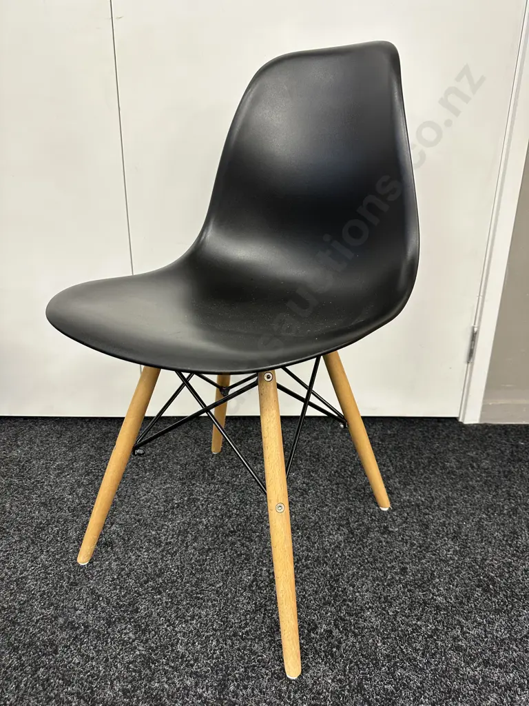 Black Dining Chair With Wood Detailed Legs Image 1++