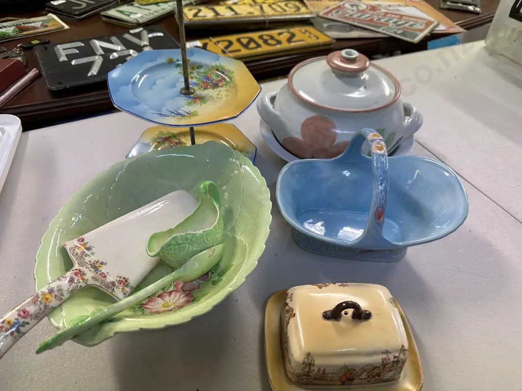 Vintage China Items, Melbaware, Carltonware (As Found) Image 1++