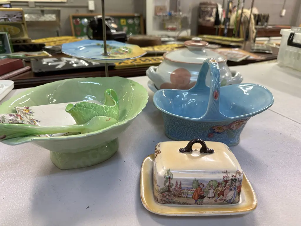 Vintage China Items, Melbaware, Carltonware (As Found) Image 1++