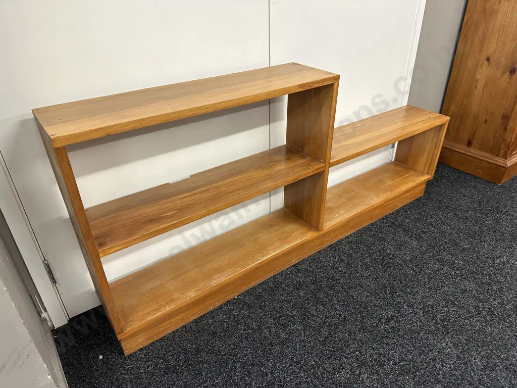Low Rimu Stepped Bookcase, H70 W152 D22cm Image 1++