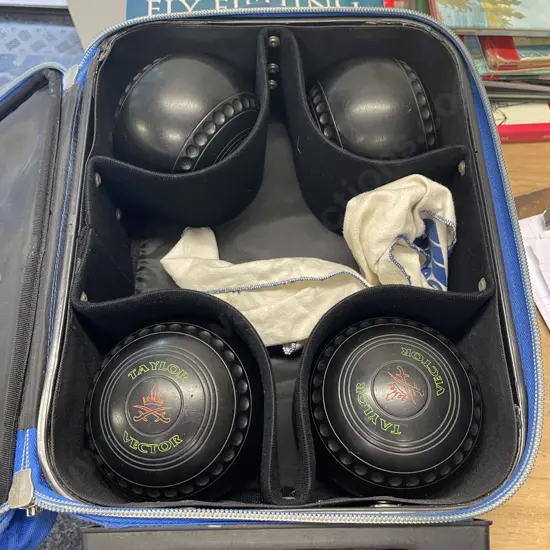 Vintage Bowling Set in Case with wheels