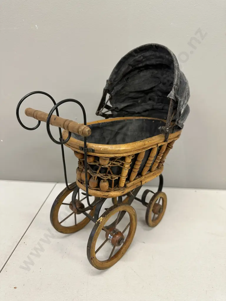 Small Vintage Dolls Pram, Wood Detail Image 1++