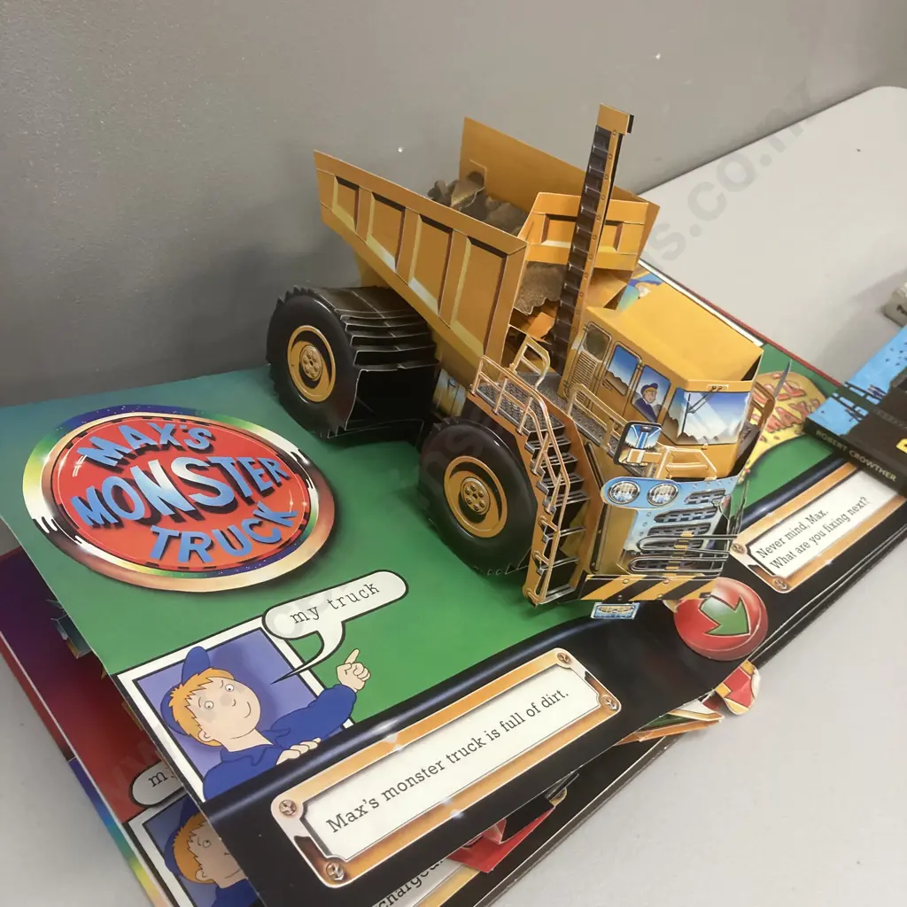 Pop-Up Books - Willy Bullock Max's Machines,  Paul Strickland Truck Jam & Robert Crowther's Deep Down Underground Image 1++
