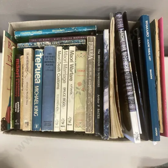 Box Lot Maori Art, Witi Ihimaera Books, Te Puea Micheal King, Childrens Books Etc