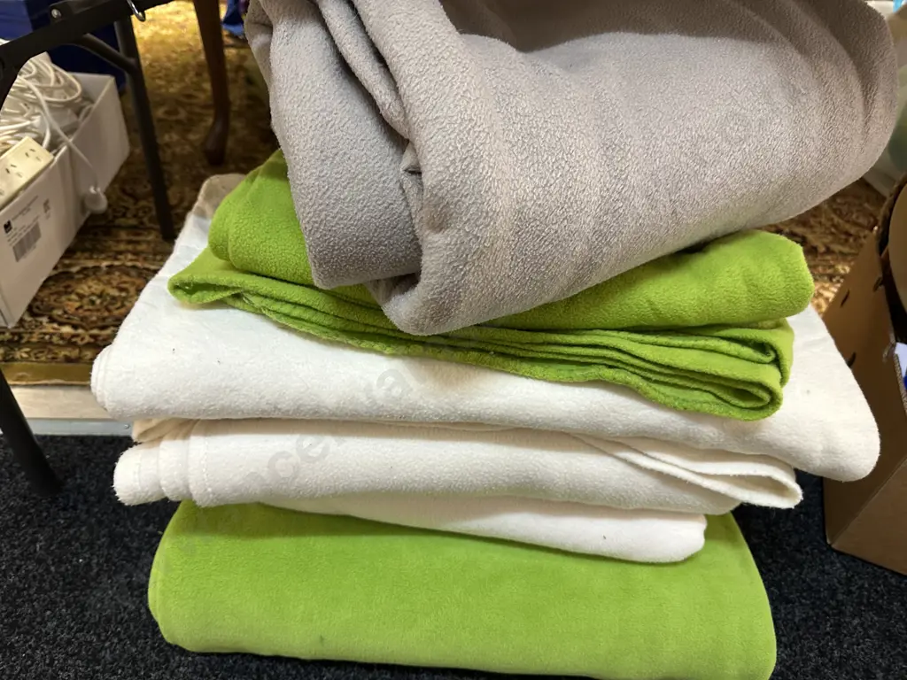 Lot of Blankets Image 1++
