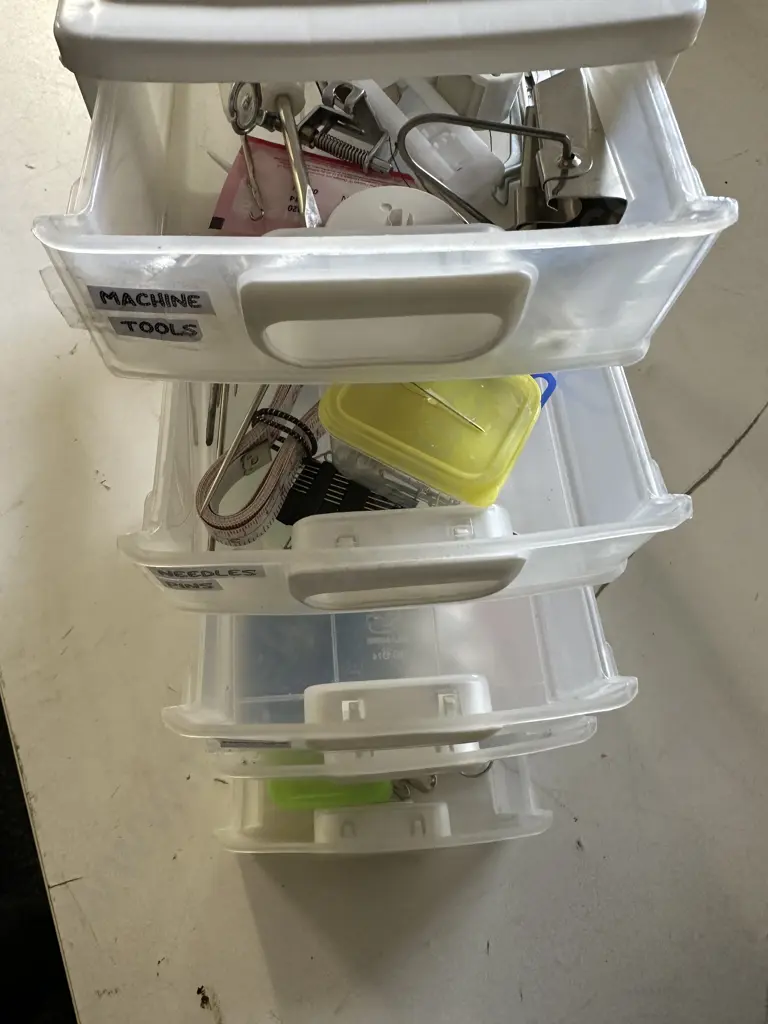 Selection of Elastic, Velcro, Thread, Machine Tools, Needles Etc In White 3 Drawer & Small 4 Drawer Storage Units Image 1++