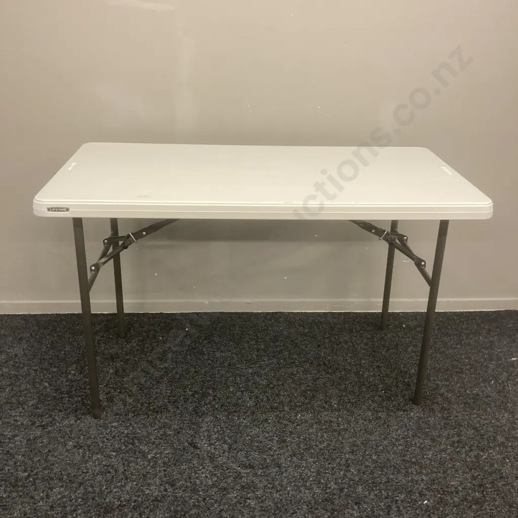 Lifetime 4ft Standard Blow Mould Trestle Table Image 1++