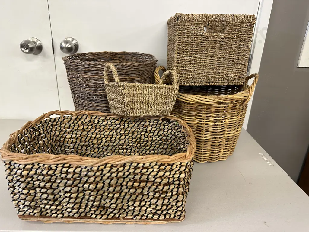 Selection Of Cane Baskets x5 Image 1++