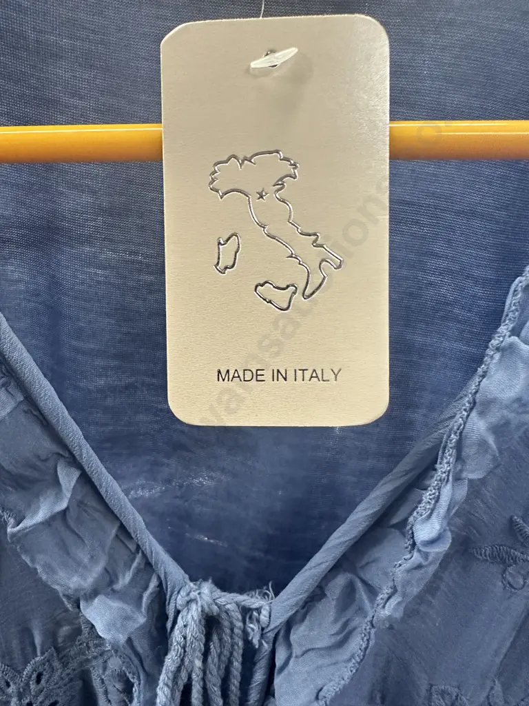Italian Made Ladies Top. Blue Image 1++