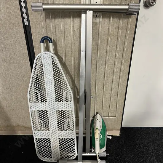 Drying rack x 2, Small Ironing Board, Sunbeam Verve Iron