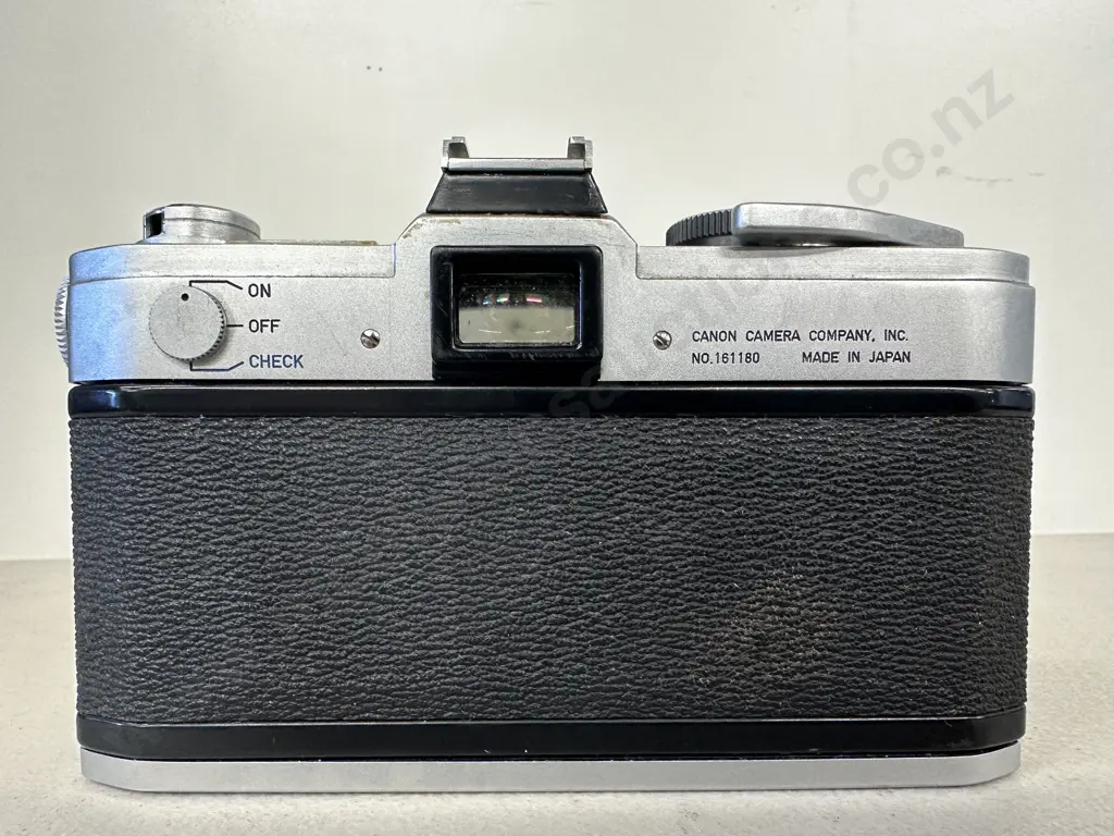 Vintage Bell & Howell / Canon FX Camera Body, No161180 Made In Japan Image 1++