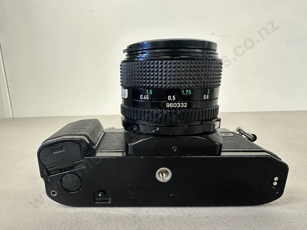 Canon AL-1 QF 35mm SLR Film Camera With Canon FD 50mm 1:1.4 Lens, Made In Japan Image 1++