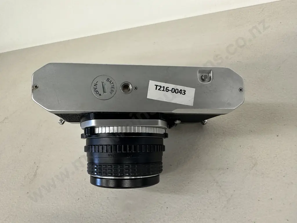 Pentax K2 Black SLR 35mm Film Camera With SMC PENTAX-M  50mm F/1.7 Lens From Japan Image 1++