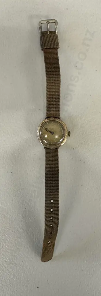 Vintage Rotherhams 9 Ct Gold Case Ladies Watch (Stamped 9C) Image 1++