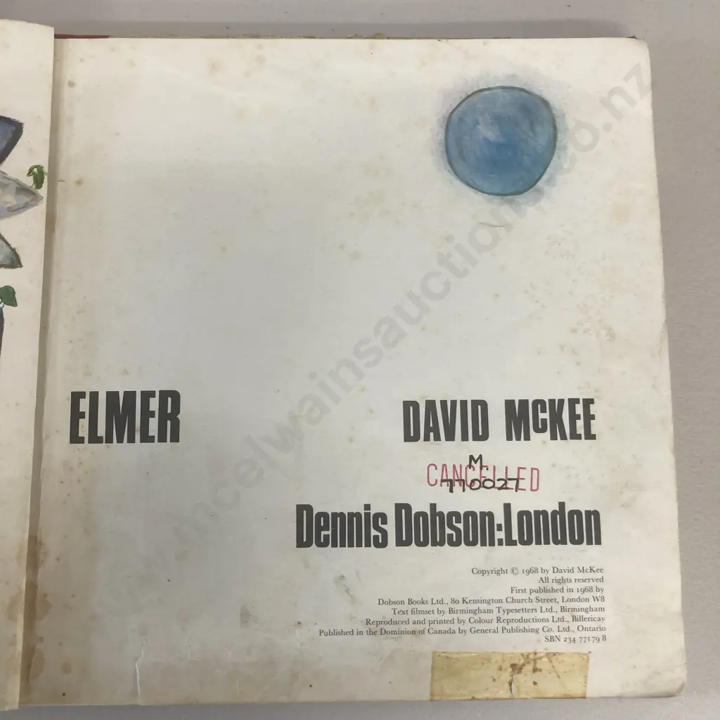 Rare First Edition of ELMER by David McKee,1968 Publisher Dennis Dobson: London, Hardcover Image 1++