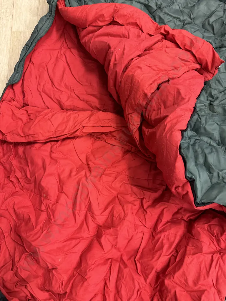 Kozi-Tec 500 Hi-Gear Sleeping Bag With Compression Sack Image 1++