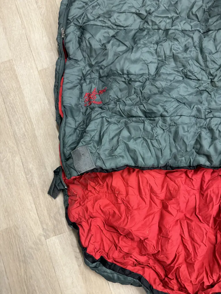 Kozi-Tec 500 Hi-Gear Sleeping Bag With Compression Sack Image 1++