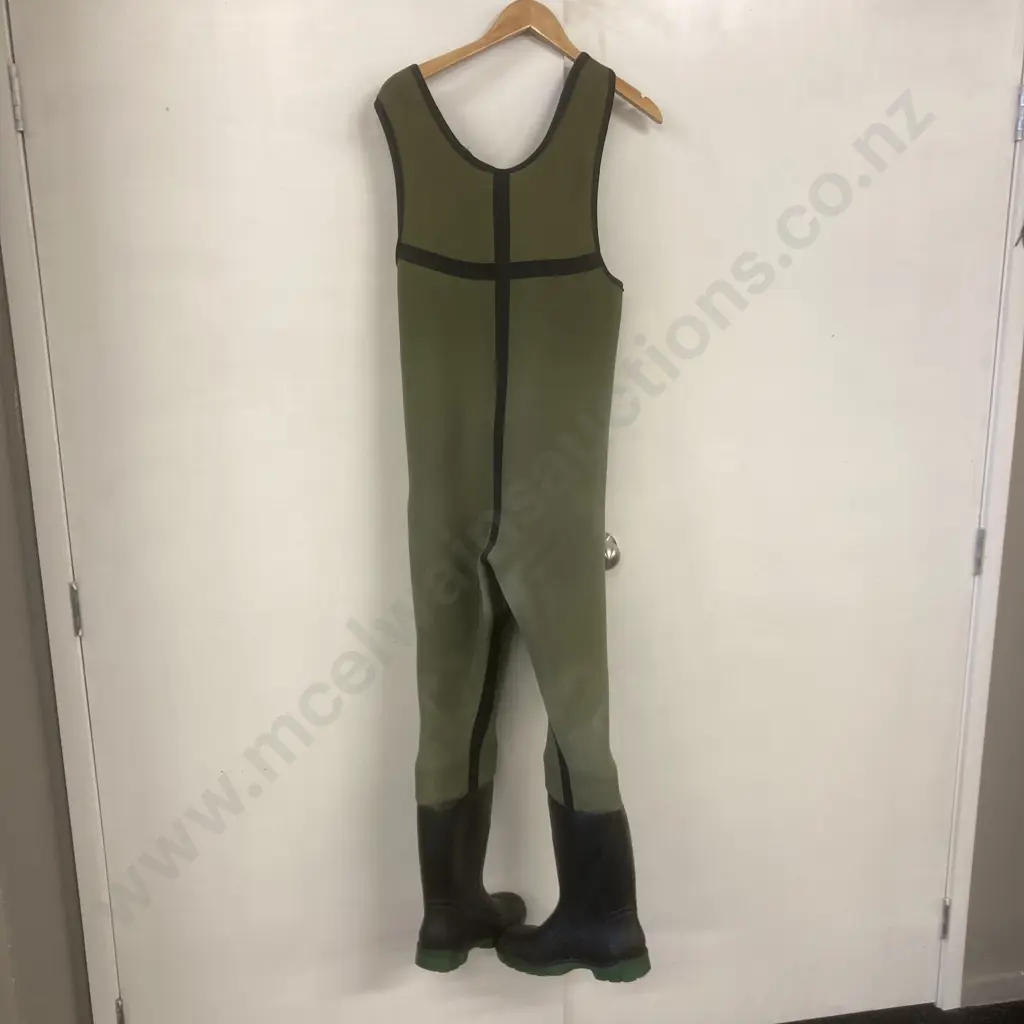 DryLine Neoprene Waders, Sz8 Boot Image 1++