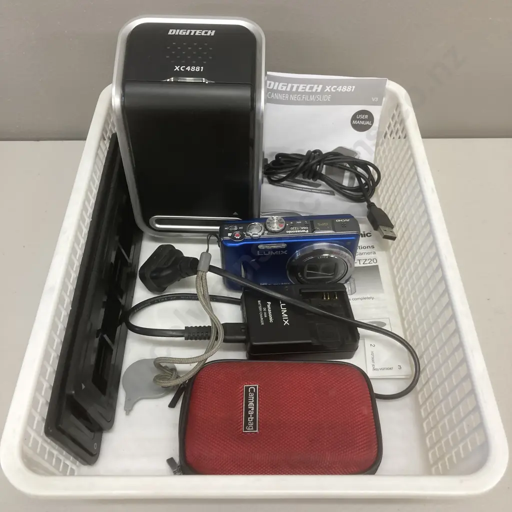 Panasonic DMC-TZ20 Lumix Digital Camera, 16x Full HD, Battery & Charger Etc, Digitech XC4881 Scanner Neg. Film/Slide Image 1++