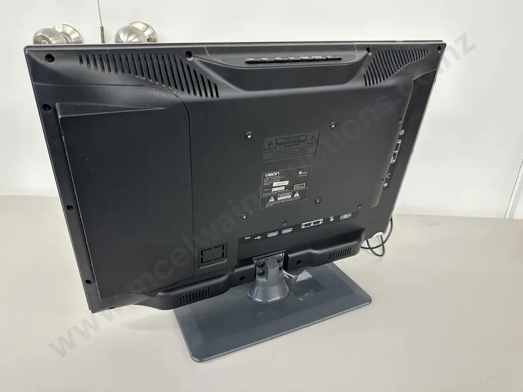 Veon 19" LED TV / DVD Combo -  VN1980LED/DVD-V2 With Remote Control Image 1++