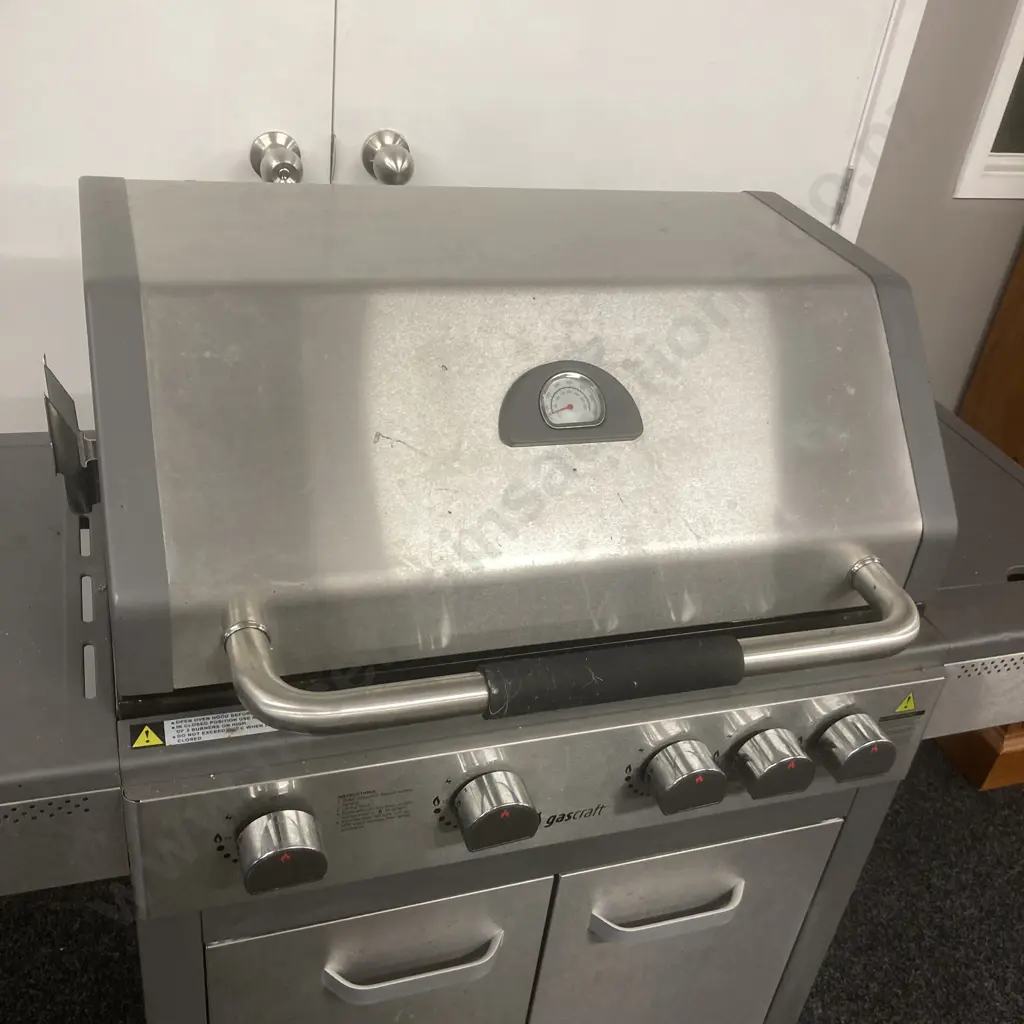 BBQ - Gascraft WH-133-E 4 Burner Stainless Steel With Side Burner, Gas Bottle, Cover & BBQ Tool Set Image 1++
