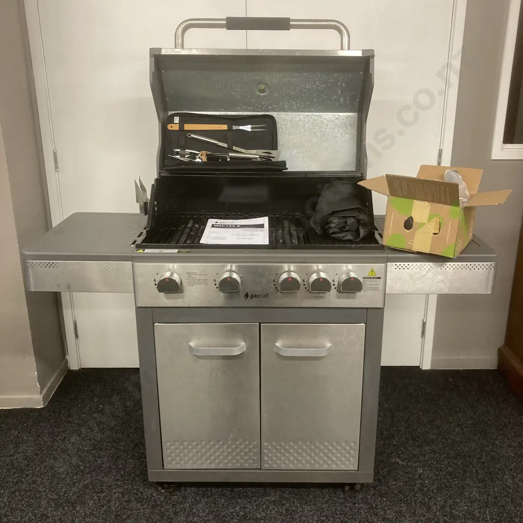 BBQ - Gascraft WH-133-E 4 Burner Stainless Steel With Side Burner, Gas Bottle, Cover & BBQ Tool Set Image 1++