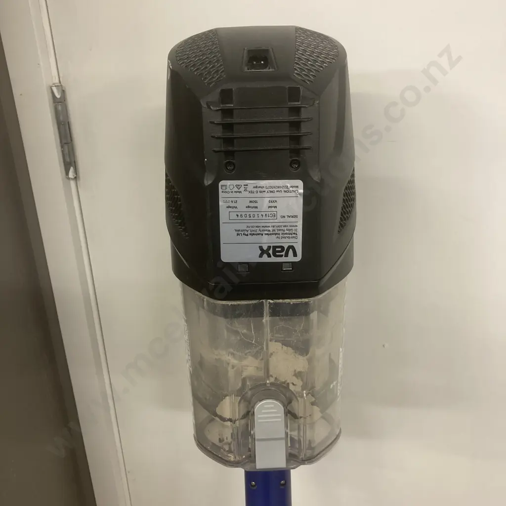 Vax VX93 Cordless Reach Vacuum Cleaner Image 1++