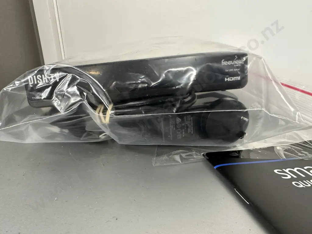 CD/DVD Rack, Transonic DVD Player (No Remote) Dish TV Freeview Box With Remote Control Image 1++
